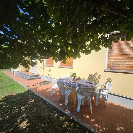 Lory Villa