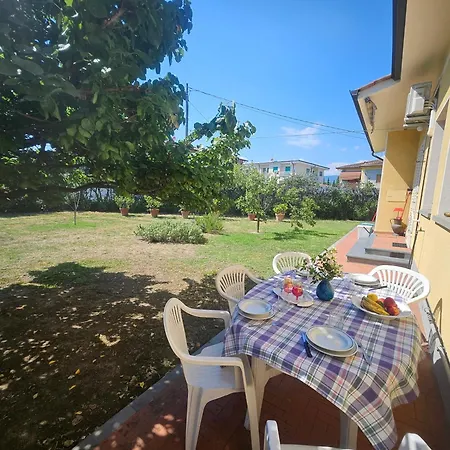 Villa Lory Lammari